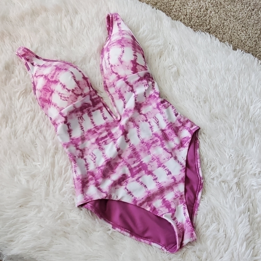 BAR III Summer Stripes Plunge Purple Tie Dye One Piece Swimsuit XS &‎ M
